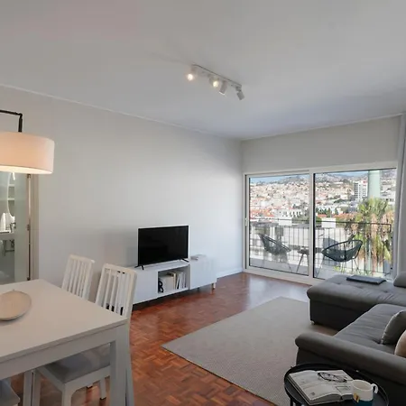 Jaime Moniz By An Island *