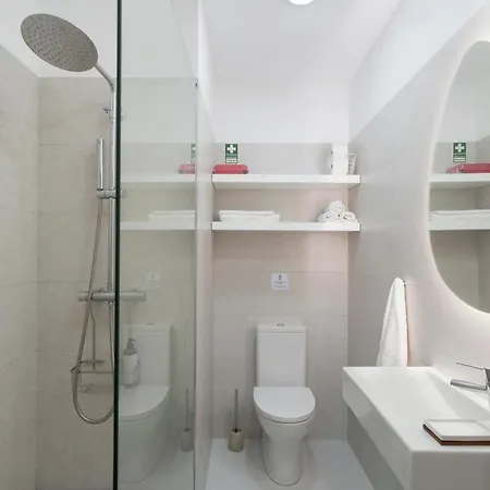 Jaime Moniz By An Island * Φουνκάλ